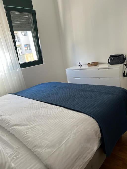 Modern Seaside Apartment With Balcony Tale Apartment Kotor Dış mekan fotoğraf